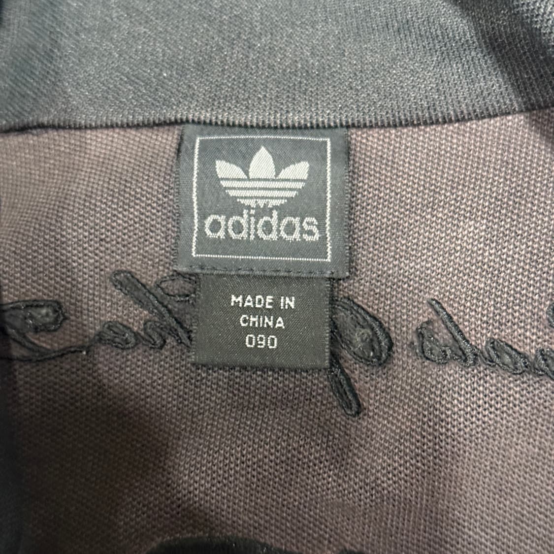 아디다스 00s 파이어버드 올 블랙 디 그래픽 집업 져지 자켓 상품이미지5