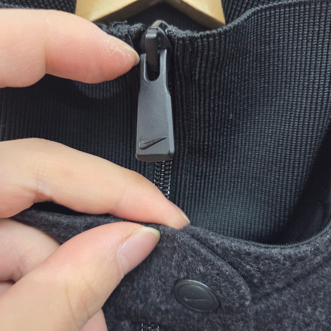 나이키골프 블랙/챠콜 그레이 집업 자켓 여L 상품이미지3