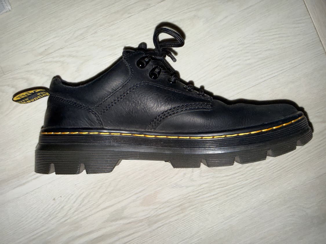 닥터마틴 구동화 리더 상품이미지1