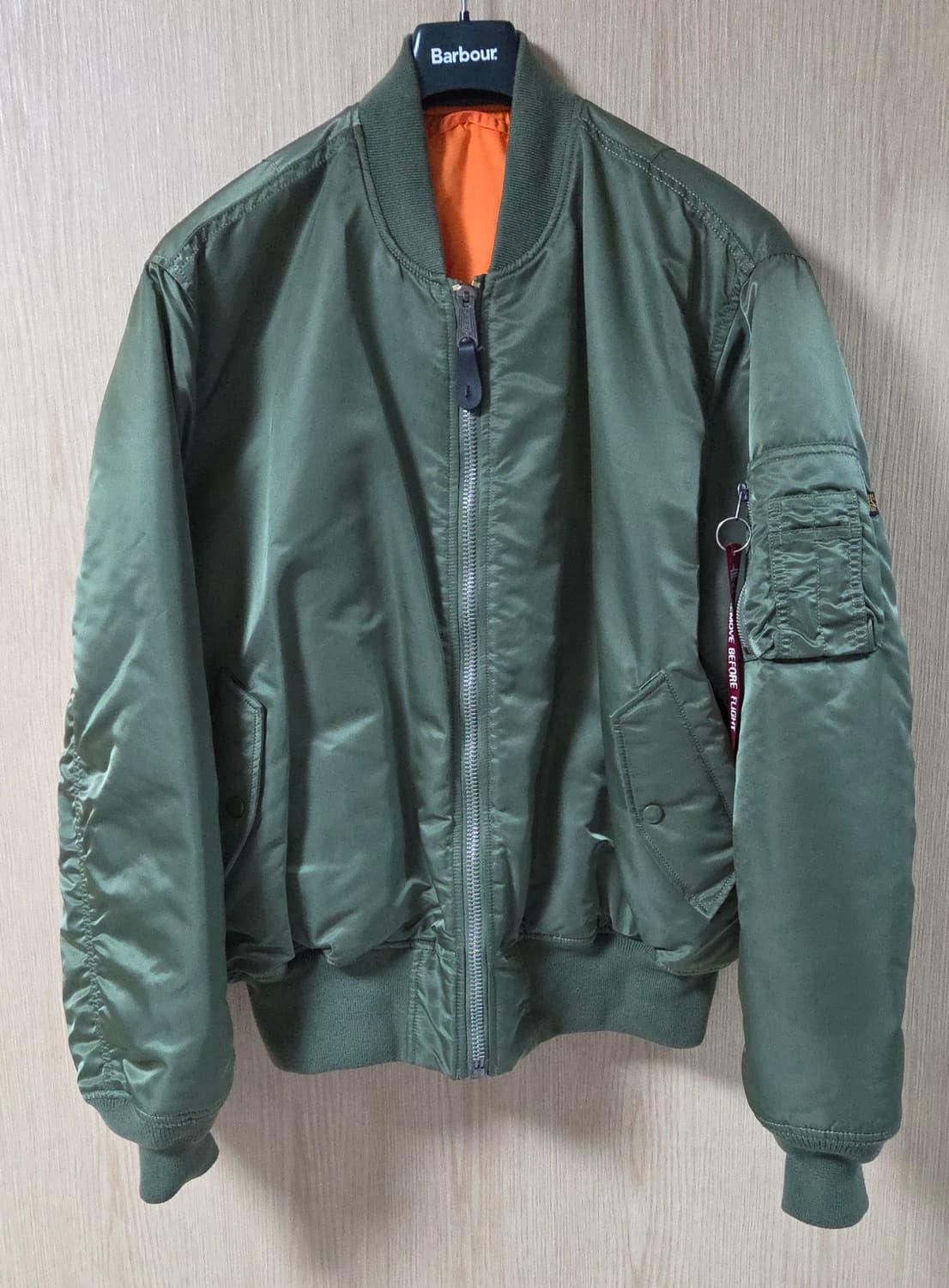 (착샷) 알파인더스트리 ma-1 세이지 봄버 상품이미지1