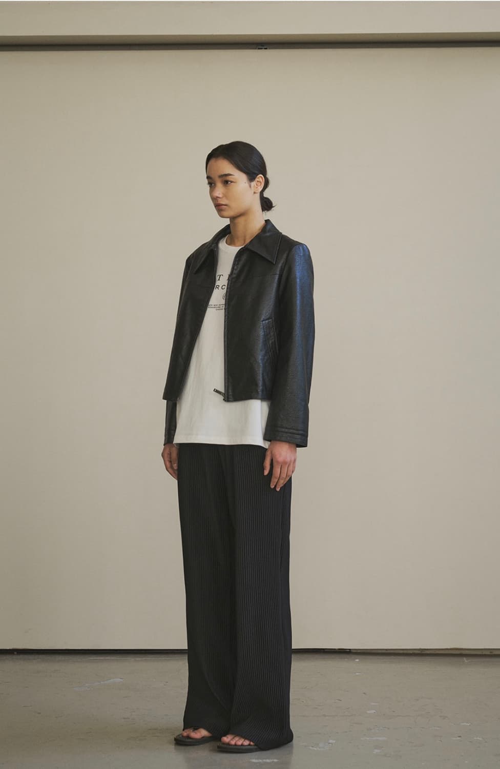 시야쥬 SIYAZU 크롭 레더 자켓 블랙 상품이미지4