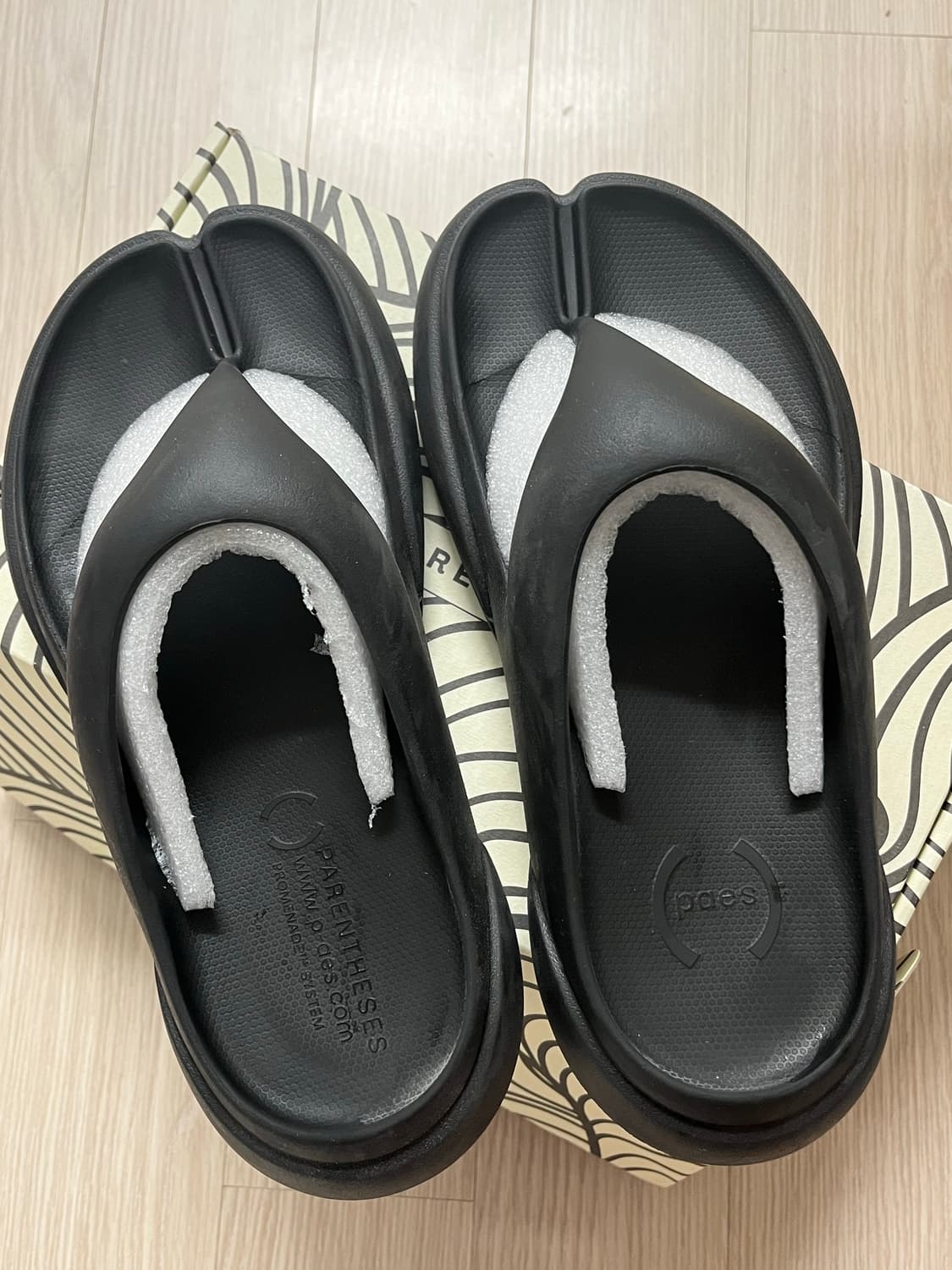 PAES 페이즈 블랙 제니쪼리 240사이즈 상품이미지6