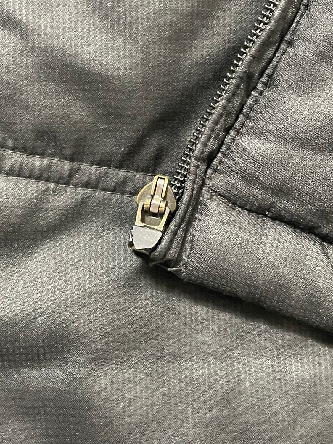 빈티지9. 나이키 올드스쿨 스우시 맨유 AIG 경량 패딩 자켓 상품이미지4