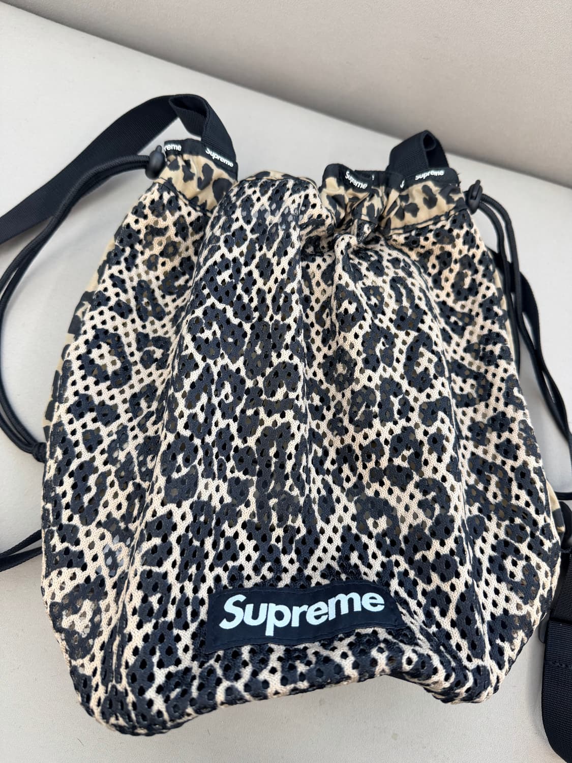 슈프림 메쉬 스몰 백팩 레오파드 상품이미지2