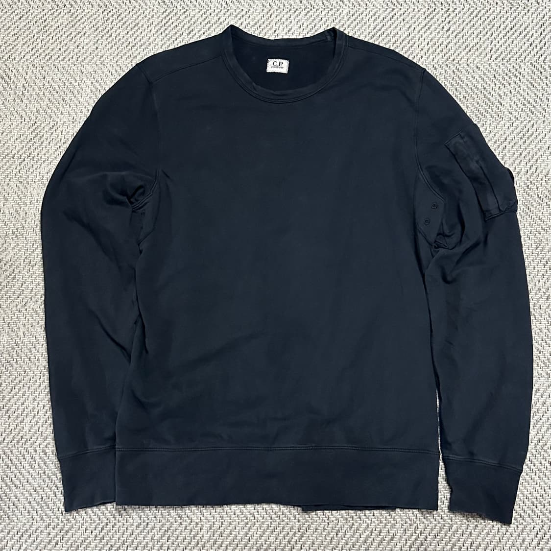 CP컴퍼니 렌즈 맨투맨 블 상품이미지2