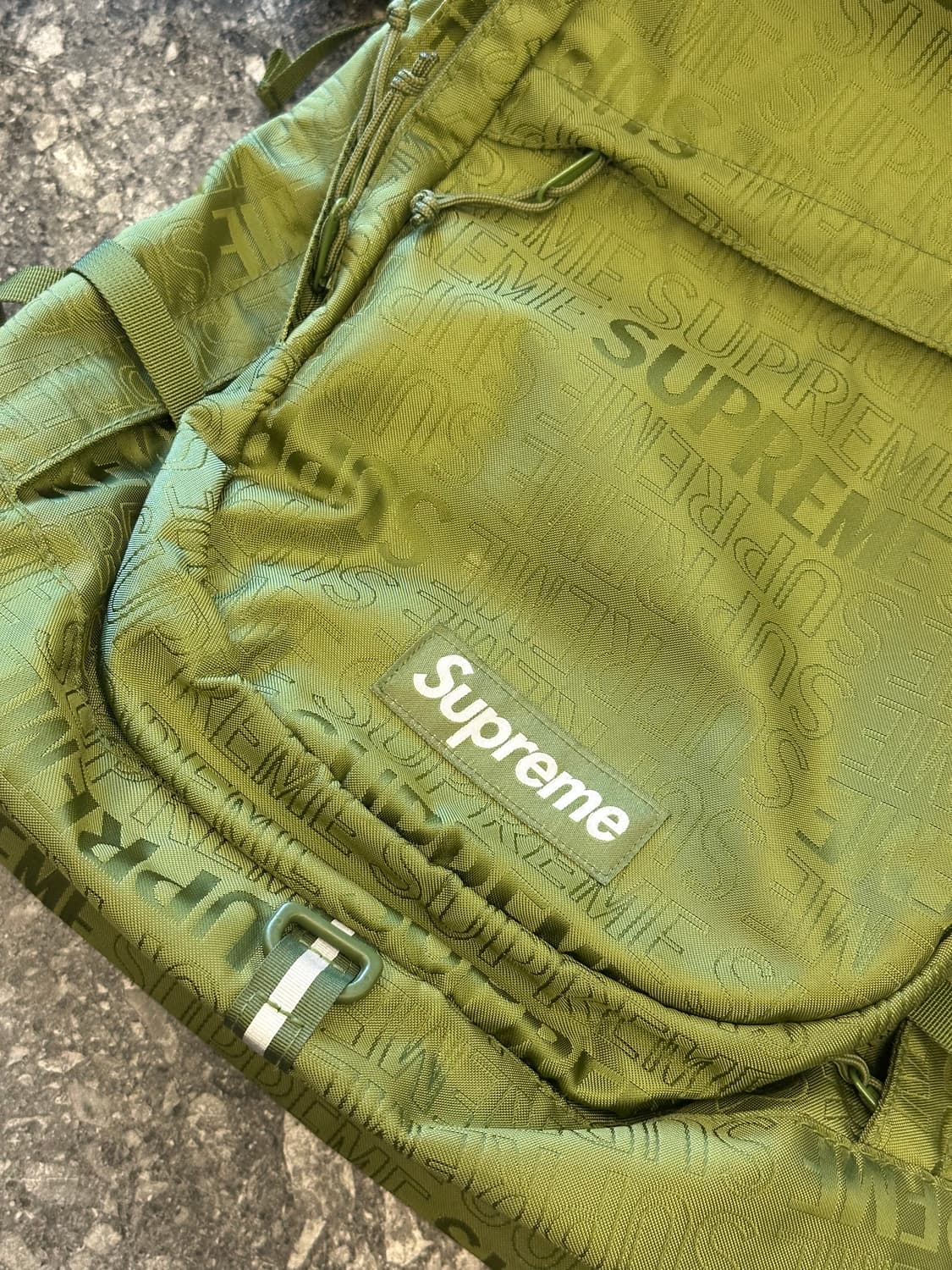 슈프림 자카드 코듀라 올리브 백팩 처분  상품이미지2