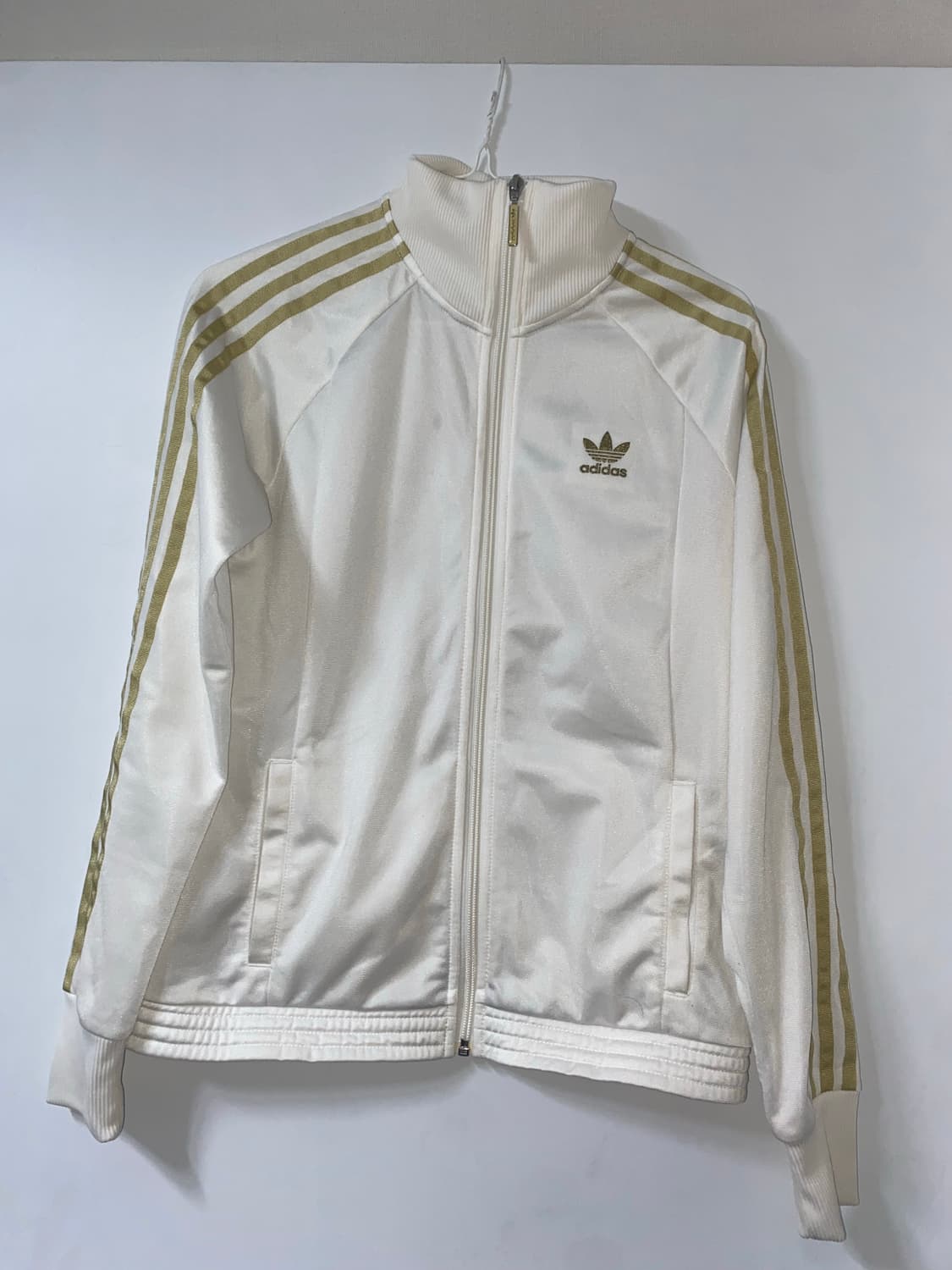 아디다스 흰골져지 상품이미지1