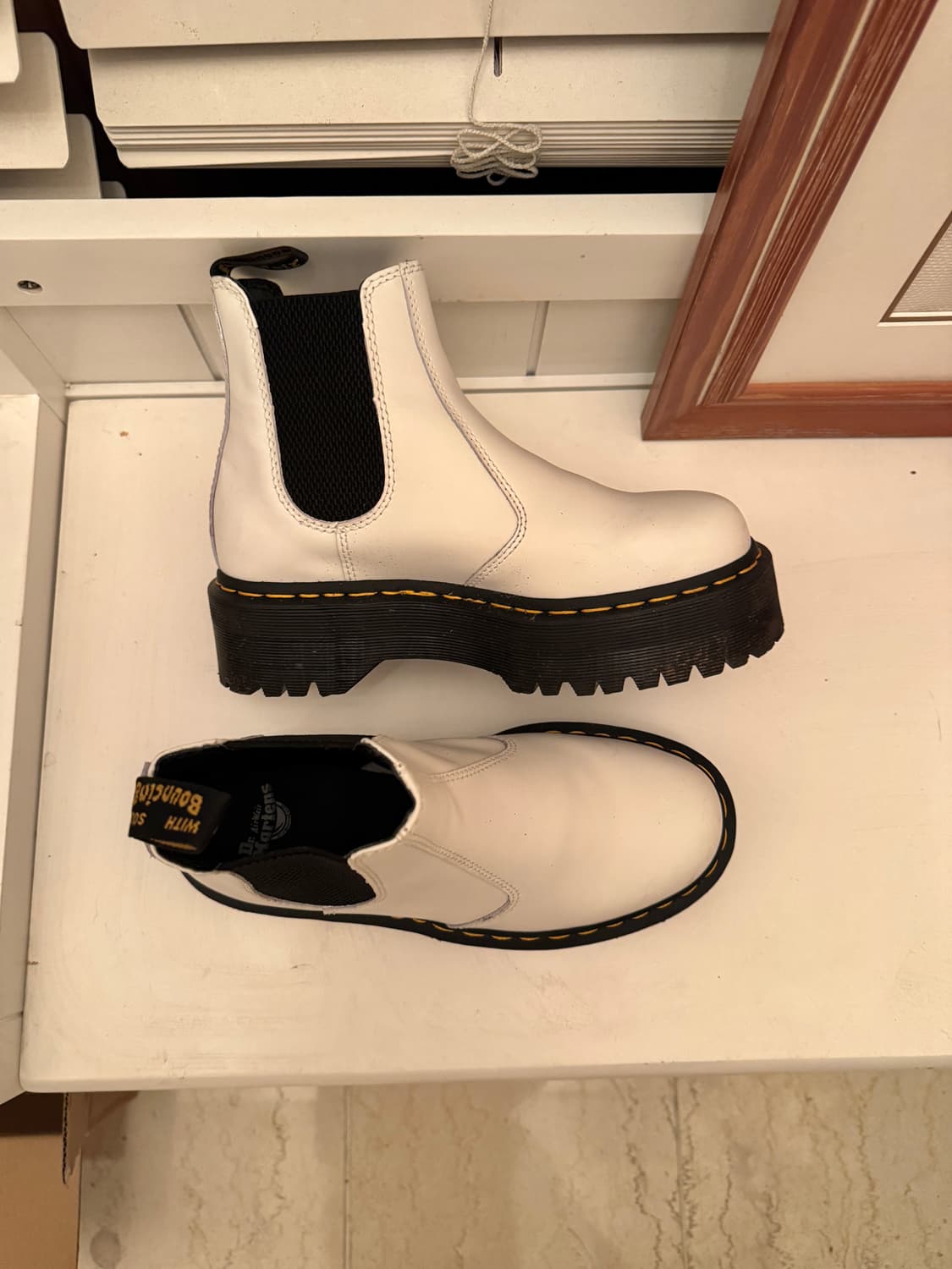 [EU38] 닥터마틴 2976 스무스 레더 플랫폼 첼시 부츠 상품이미지4