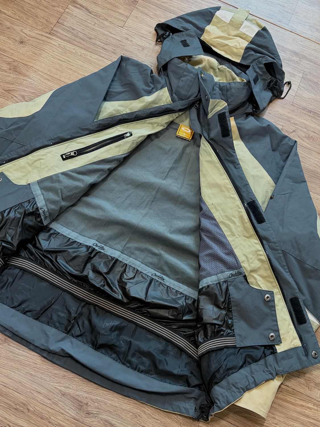 Oakley 00s 하드쉘 고어텍스 자켓 상품이미지2