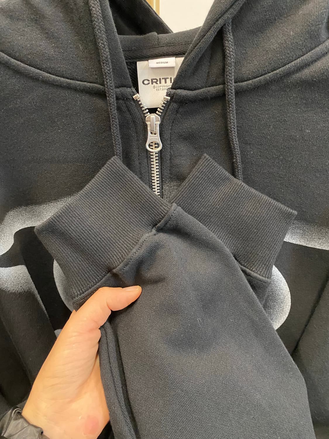 크리틱 웜홀 로고 후디 자켓(블랙) 상품이미지4