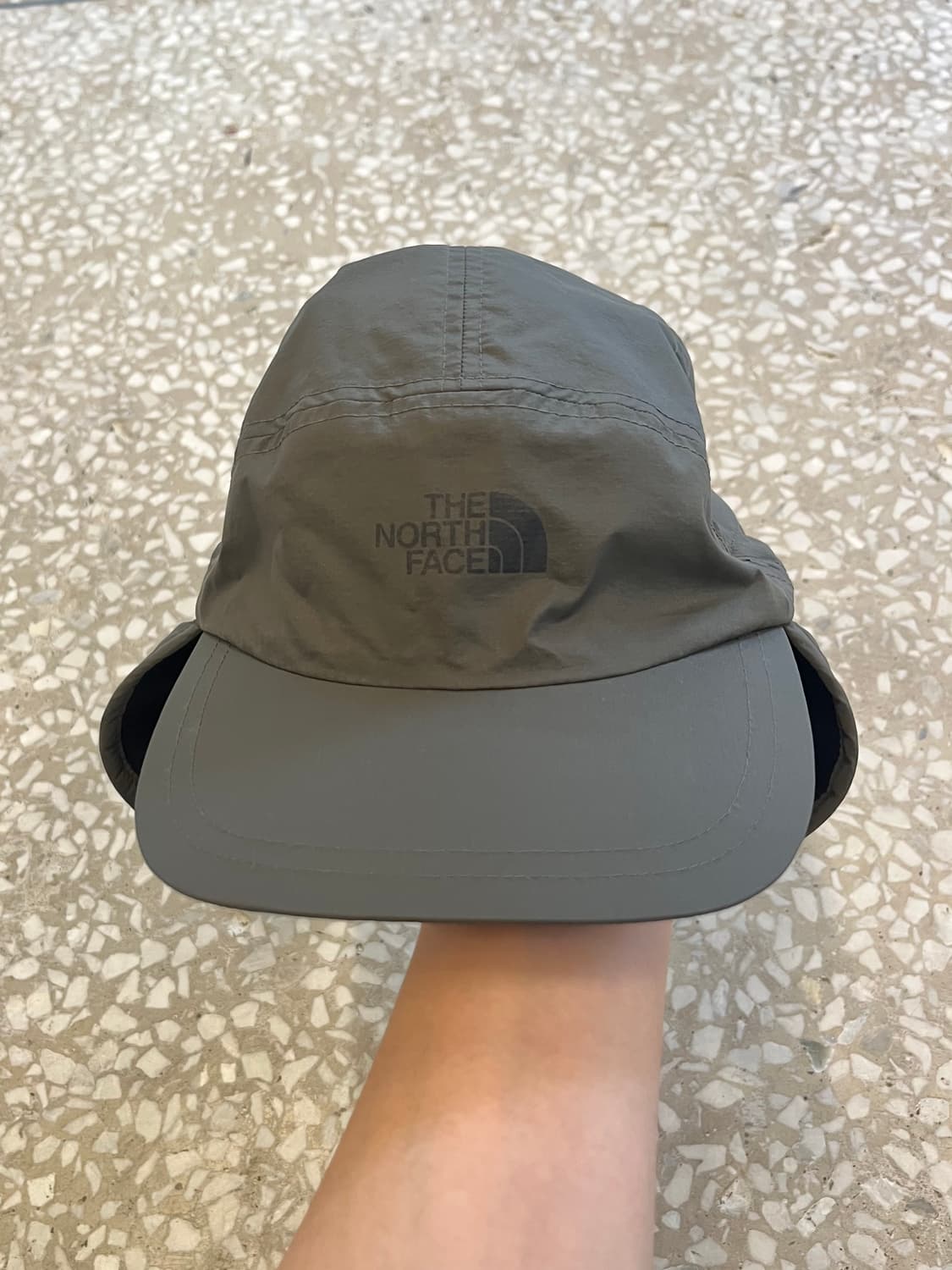 The North Face Lightweight Nylon Camp Ca 상품이미지3