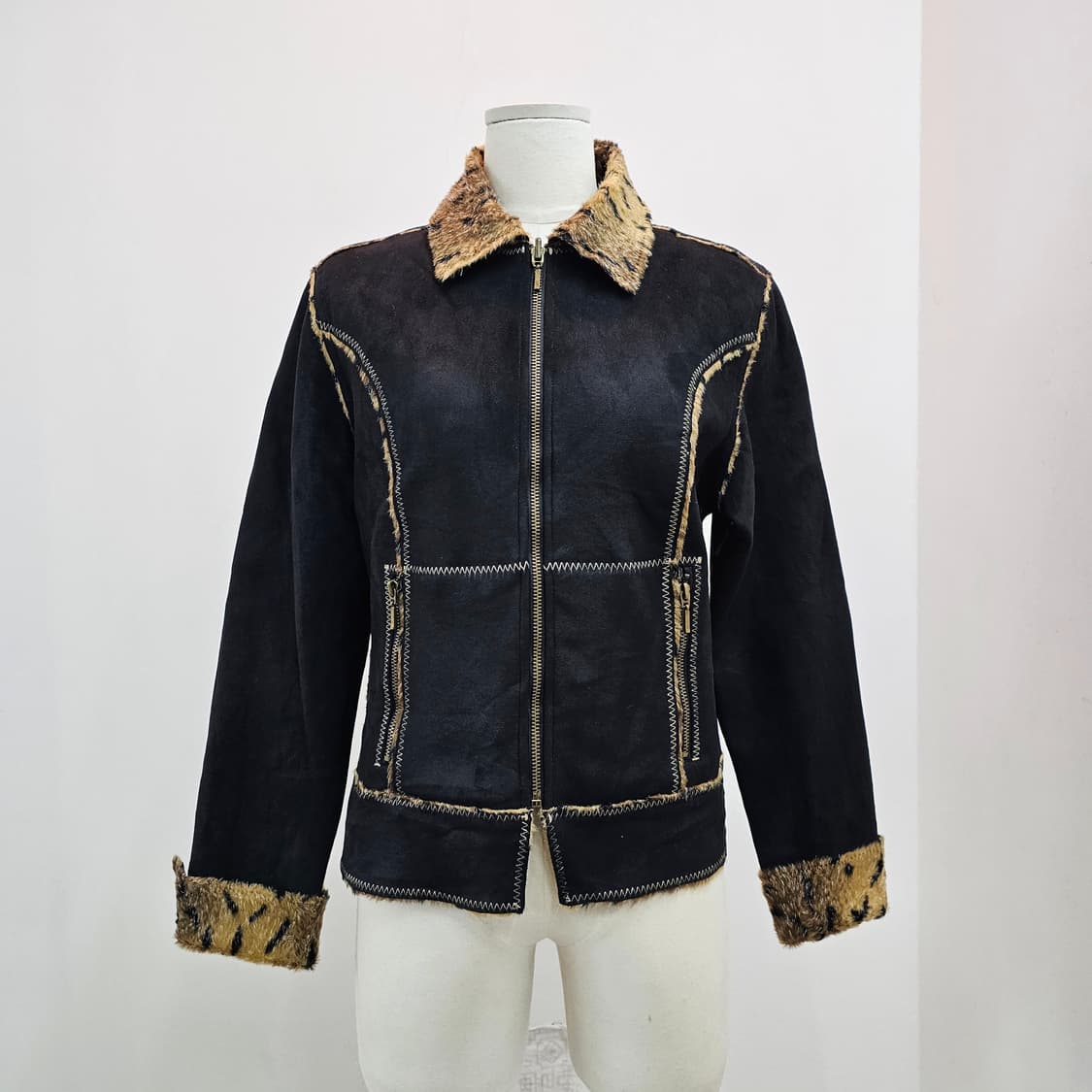 Calispia 리버시블 애니멀 퍼 집업 무스탕 자켓 상품이미지1