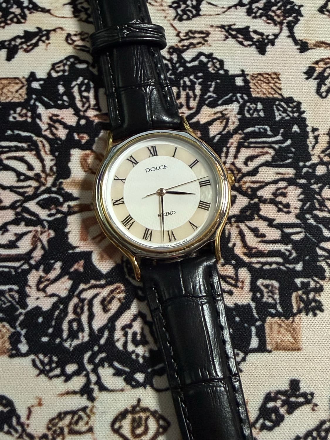 SEIKO DOLCE 빈티지 쿼츠 시계 상품이미지1