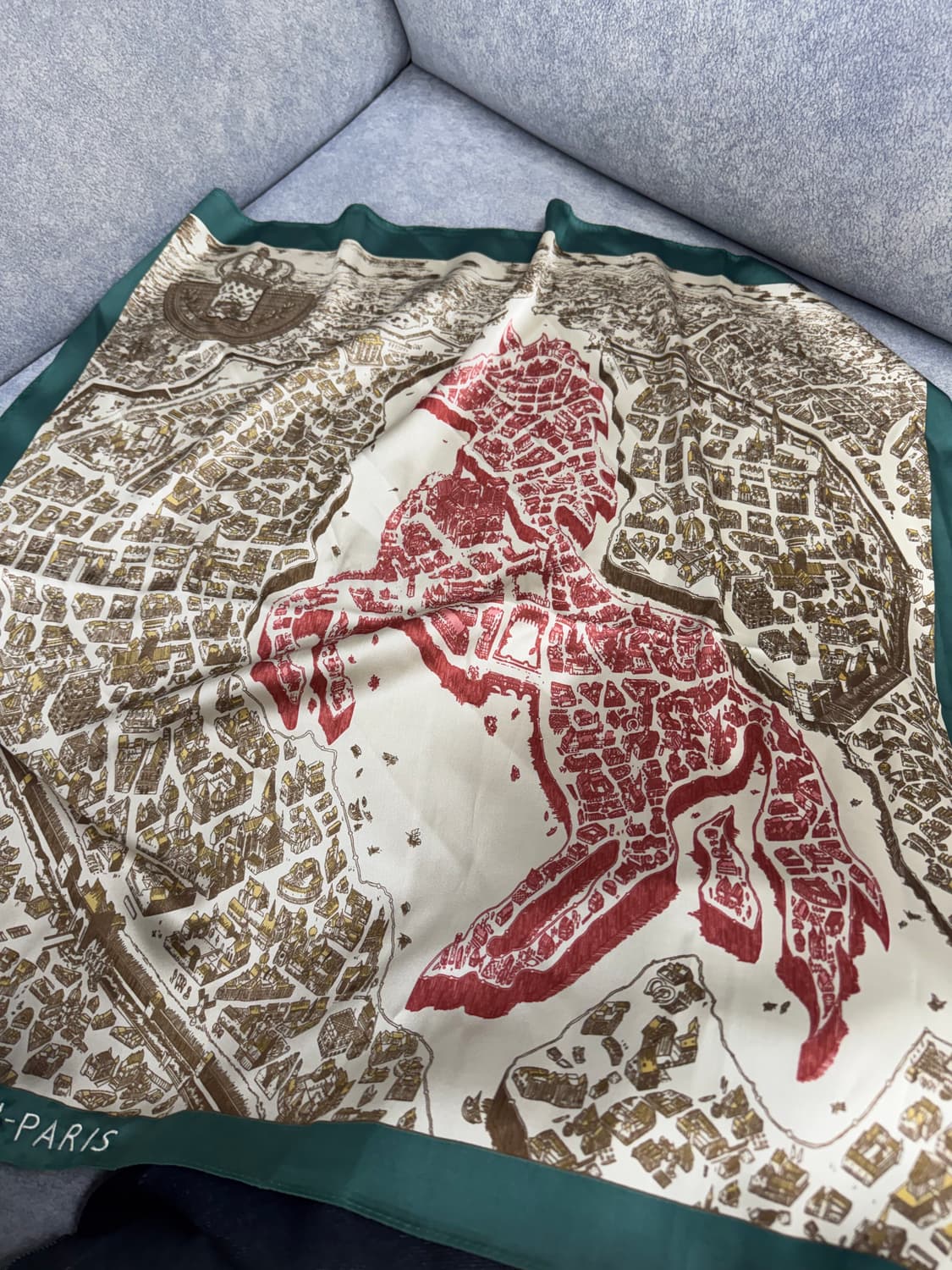 에르메스 연예인 수지 스카프 라 시체 카발리에 실크 상품이미지2