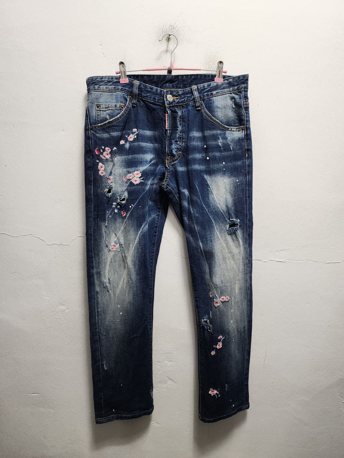 디스퀘어드2 빅브라더 벚꽃자수 청바지 상품이미지1