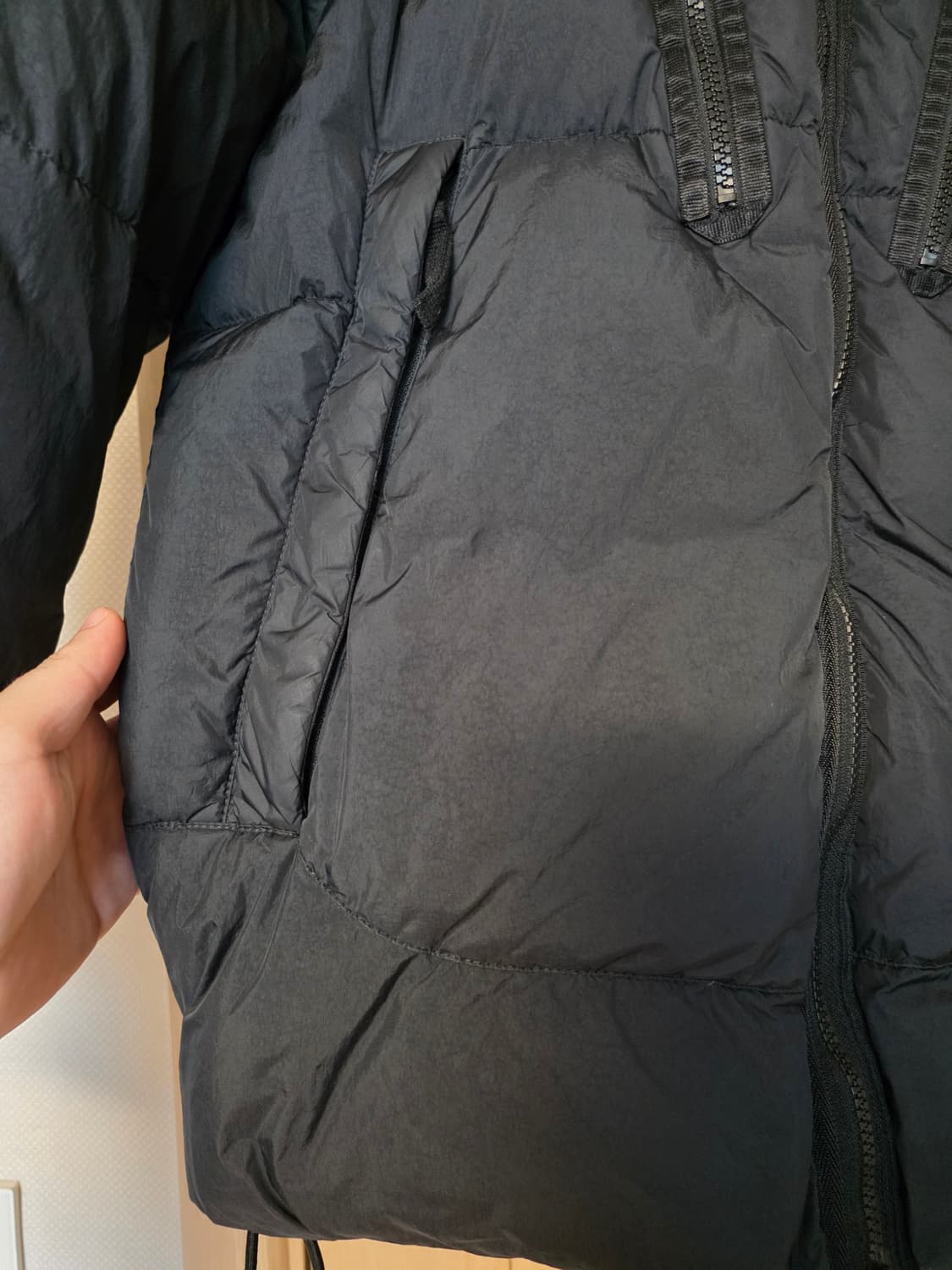 [21FW/M] 스톤아일랜드 크링클랩스 다운 논후드 숏 패딩 상품이미지3