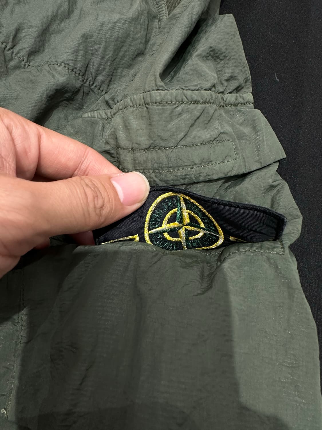 스톤아일랜드 나일론 카고 팬츠 W31 상품이미지3