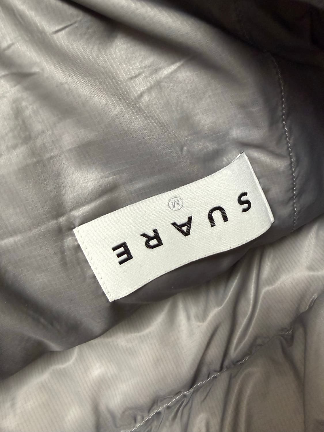 수아레 경량패딩 그레이 m사이즈 상품이미지2