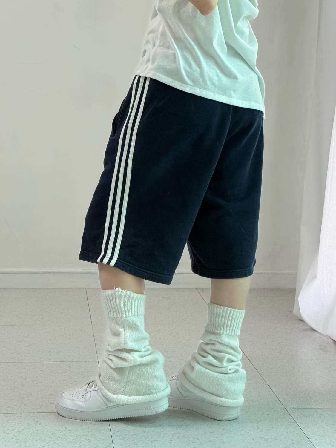 아디다스 네이비 코튼 반바지 상품이미지3