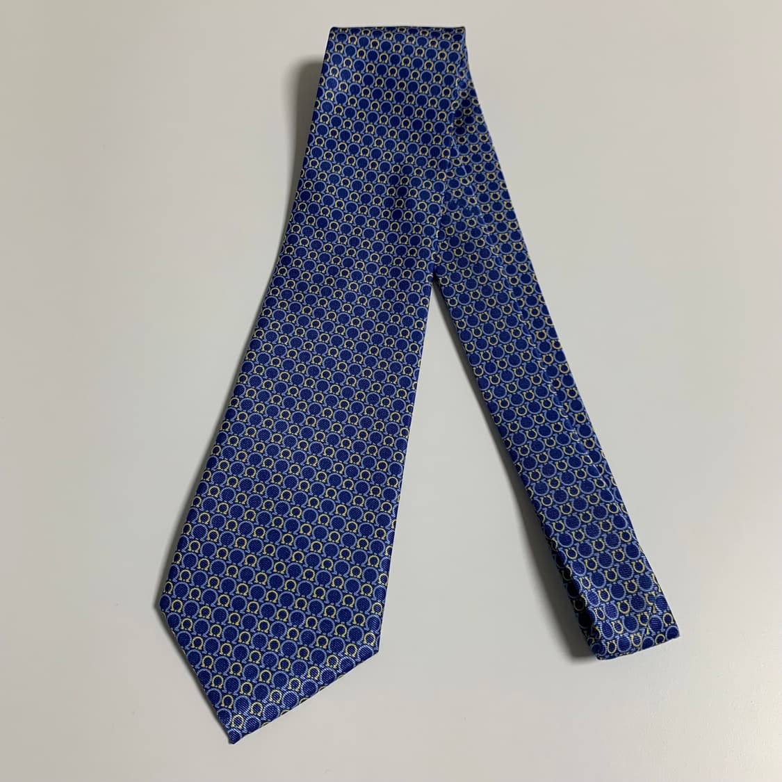 살바토레 페레가모(Ferragamo) 간치니 로고플레이 명품넥타이 최상급 상품이미지8