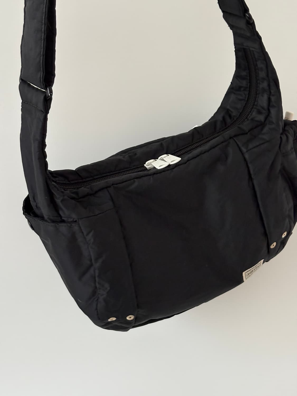Cue Shoulder Bag S (Black) 상품이미지4