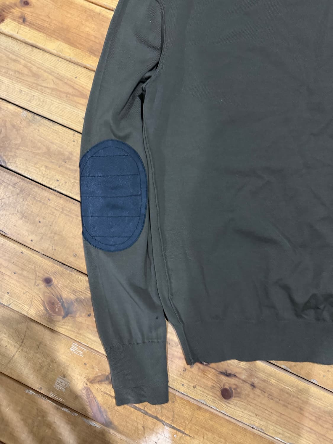 닐바렛 레더패치니트 상품이미지4