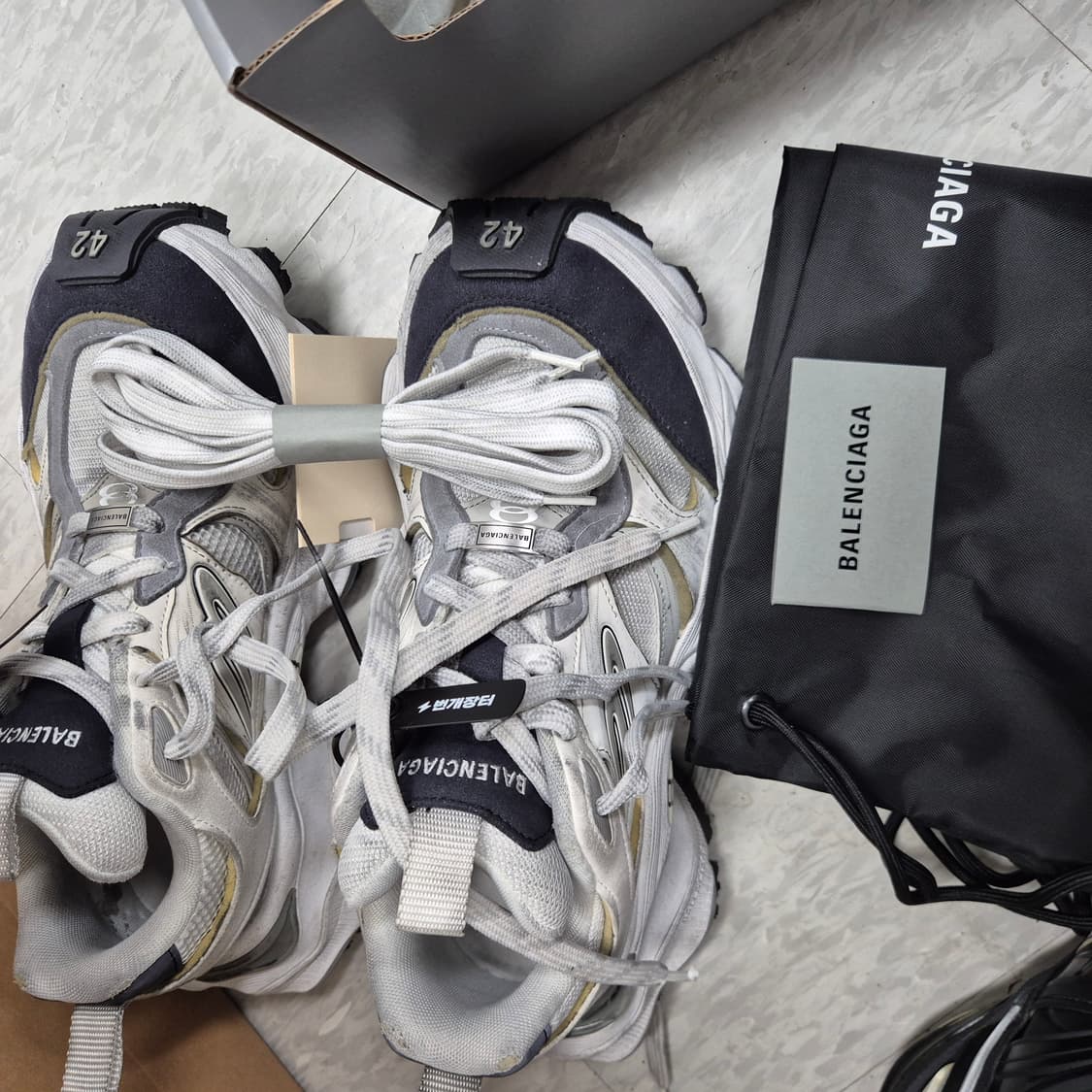 발렌시아가 카고스니커즈 42 밑창보강 박풀 백화점판 상품이미지4