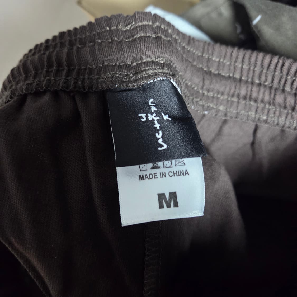 [M] 트래비스 스캇 캑터스잭 썬 반바지 쇼츠 브라운 상품이미지7