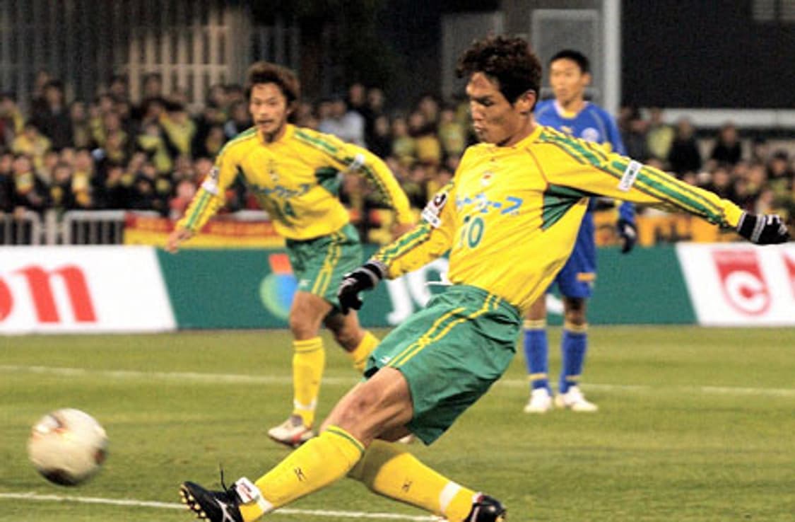 제프유나이티드 02시즌 최용수 싸인 유니폼 상품이미지3