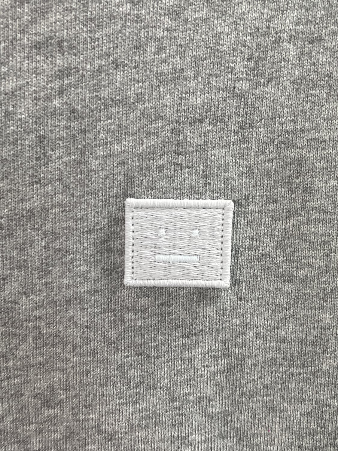 아크네 스튜디오 포바 라운드 맨투맨 (on.561) 상품이미지4