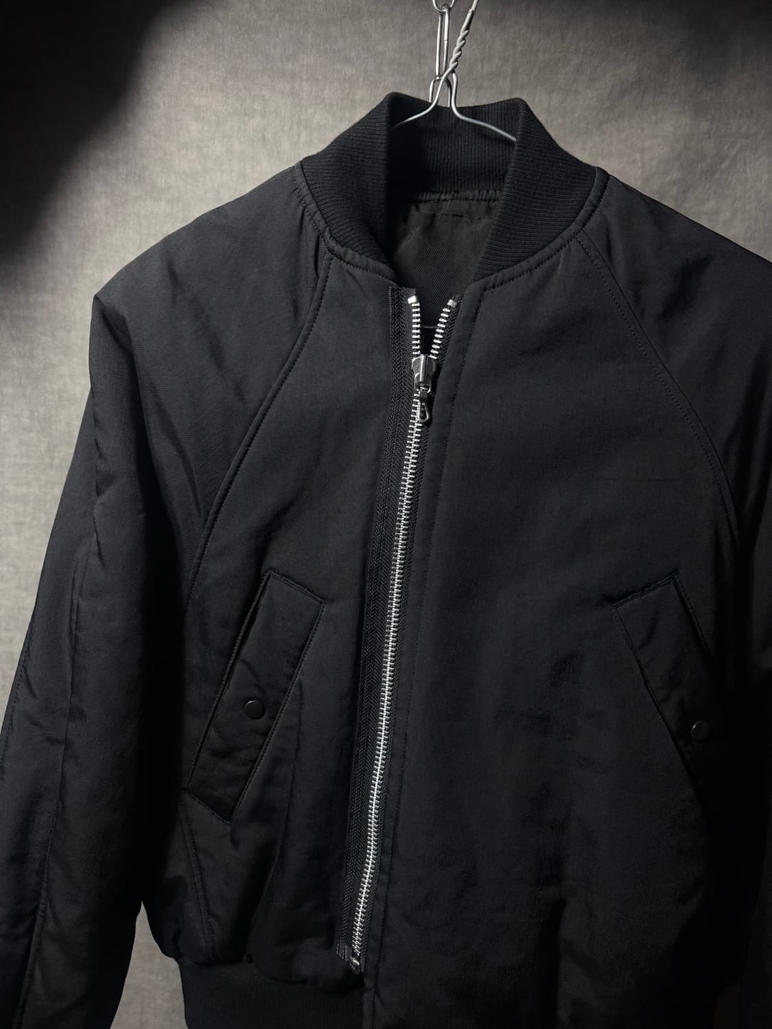 JULIUS 17FW NEUROMANTIKA Runway Bomber 상품이미지4