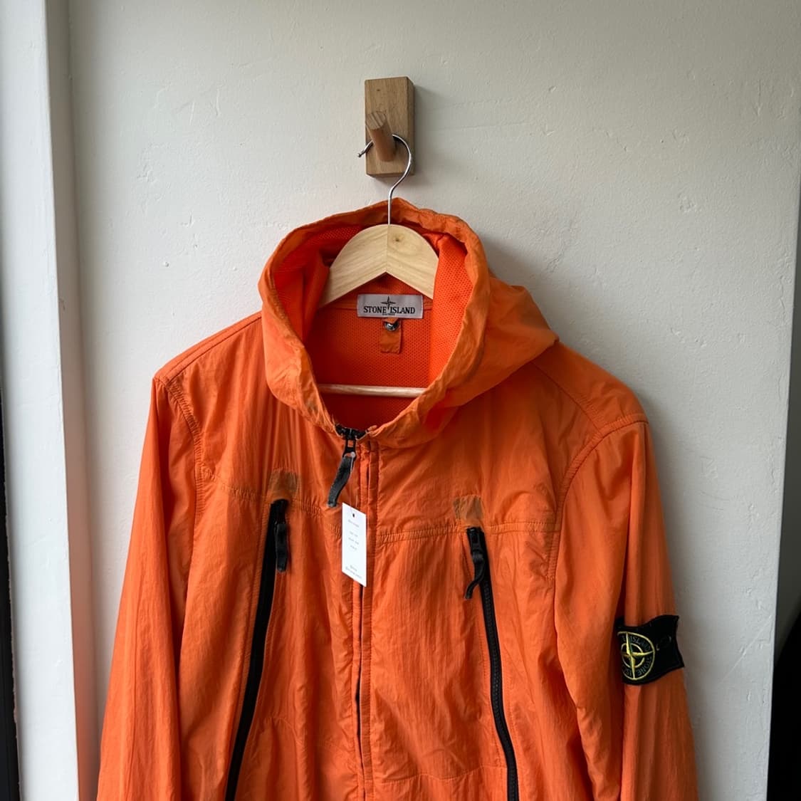 16735 - 스톤아일랜스 와펜 사선 지퍼 바람막이 자켓 상품이미지1