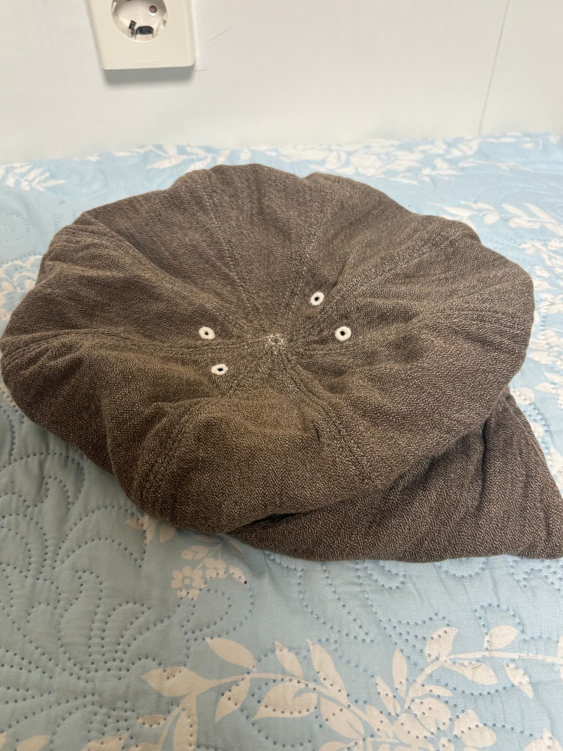 캐피탈 폴딩 캐스킷 상품이미지1