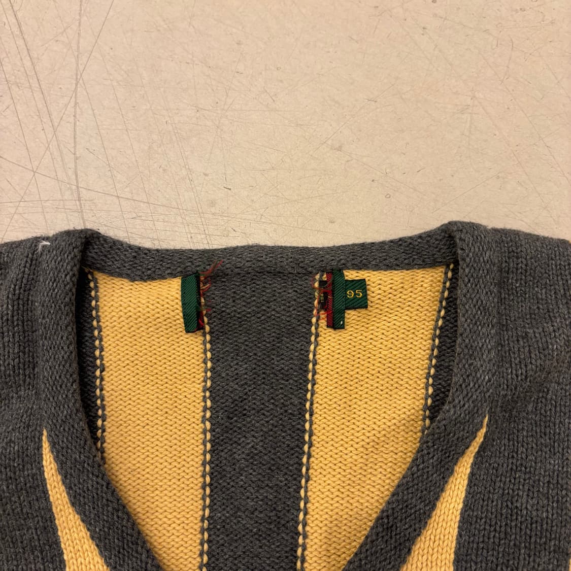 빈폴 스트라이프 브이넥 니트 상품이미지3