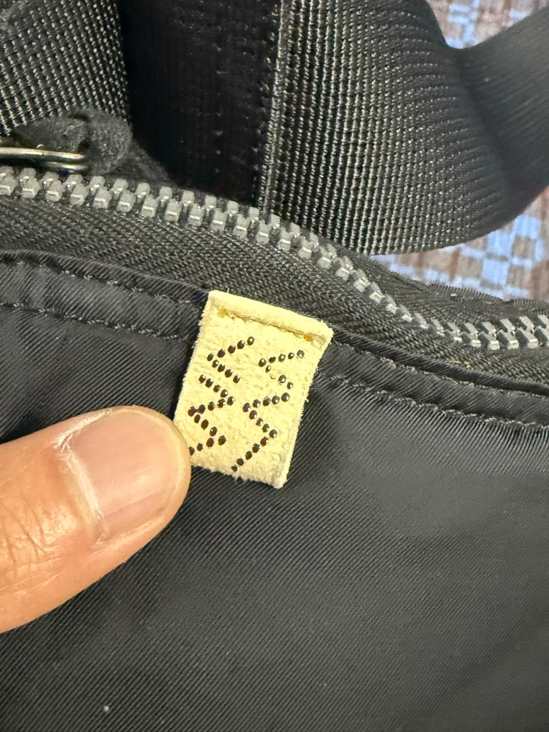 비즈빔 찰리 숄더백 라지 블랙 풀구성 상품이미지5