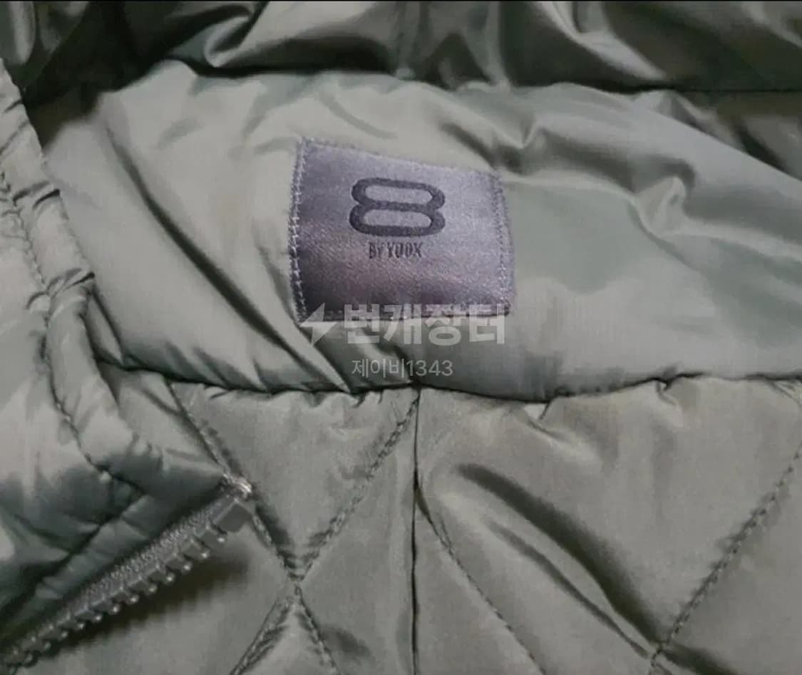 새제품) 이태리 육스 카키 롱패딩  국내105~110 상품이미지4