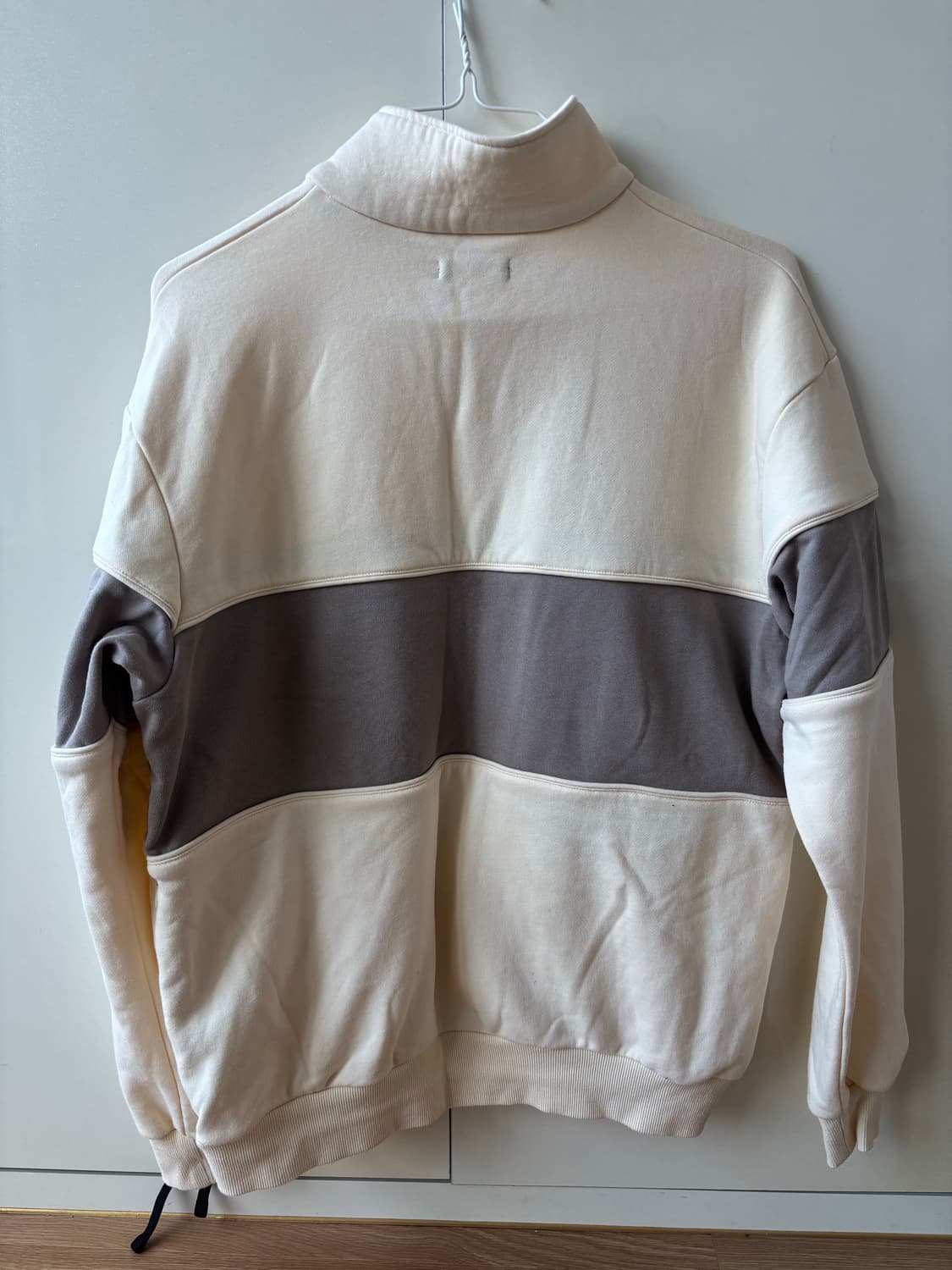 말본 Malbon 배색 반집업 스웨트셔츠 M 상품이미지2