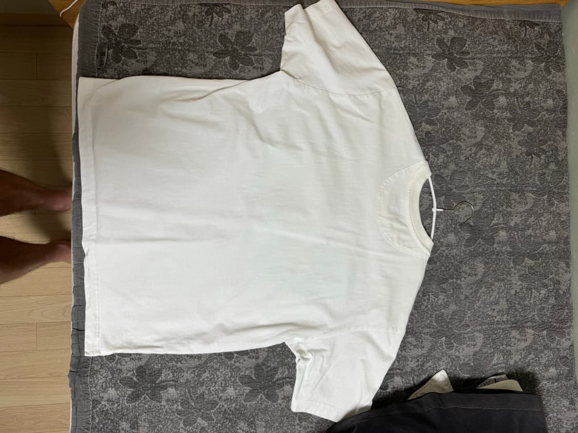 솔리드옴므 기본 로고 반팔 50(105) 화이트 상품이미지2