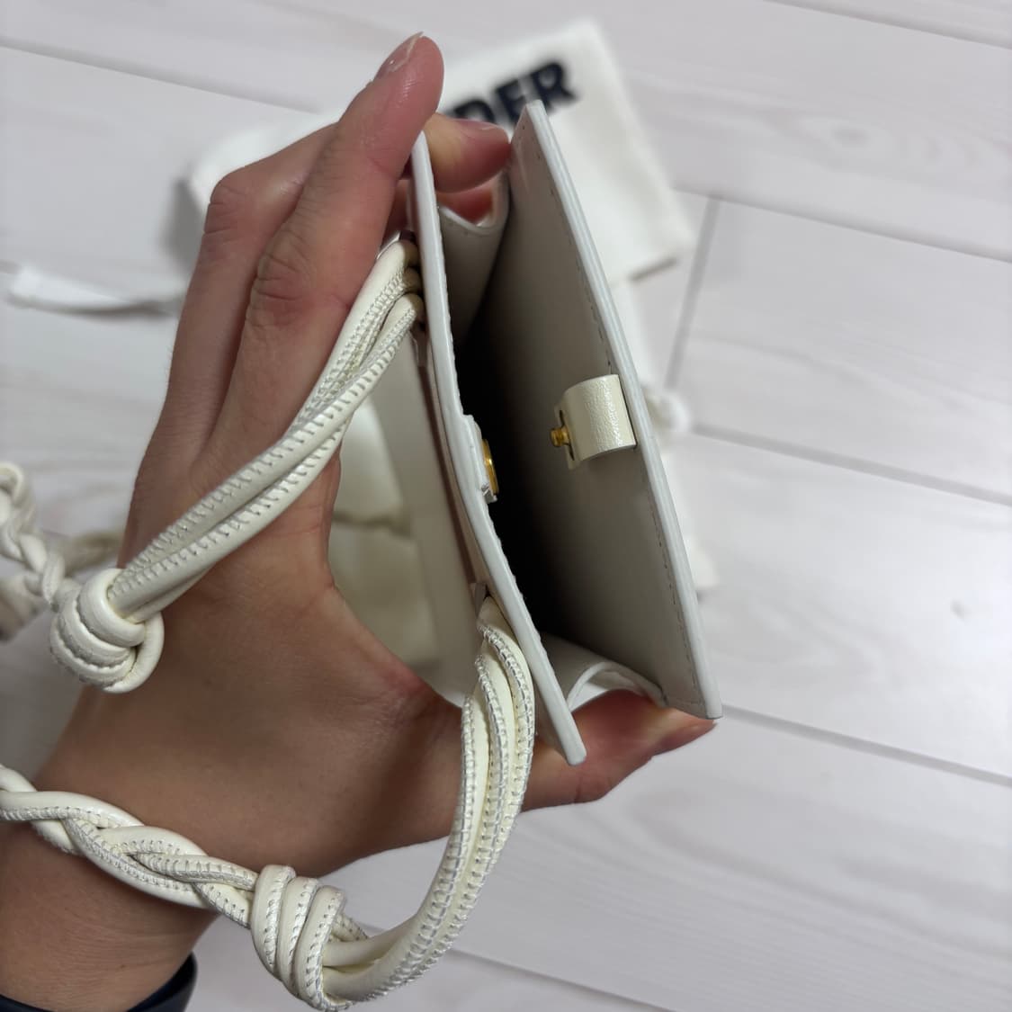 질샌더 탱글 레더 폰 홀더백 아이보리 + 더스트포함 상품이미지7