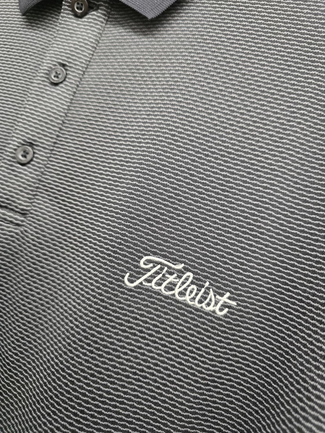 타이틀리스트 남성 골프 반팔카라티.
싸이즈 105 상품이미지3