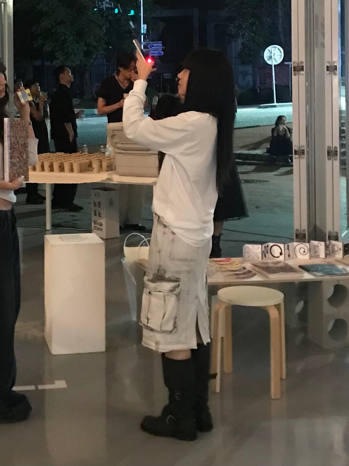 032c 마이 오운 마인드 프레이드 데님 스커트 워시드 그레이 상품이미지3