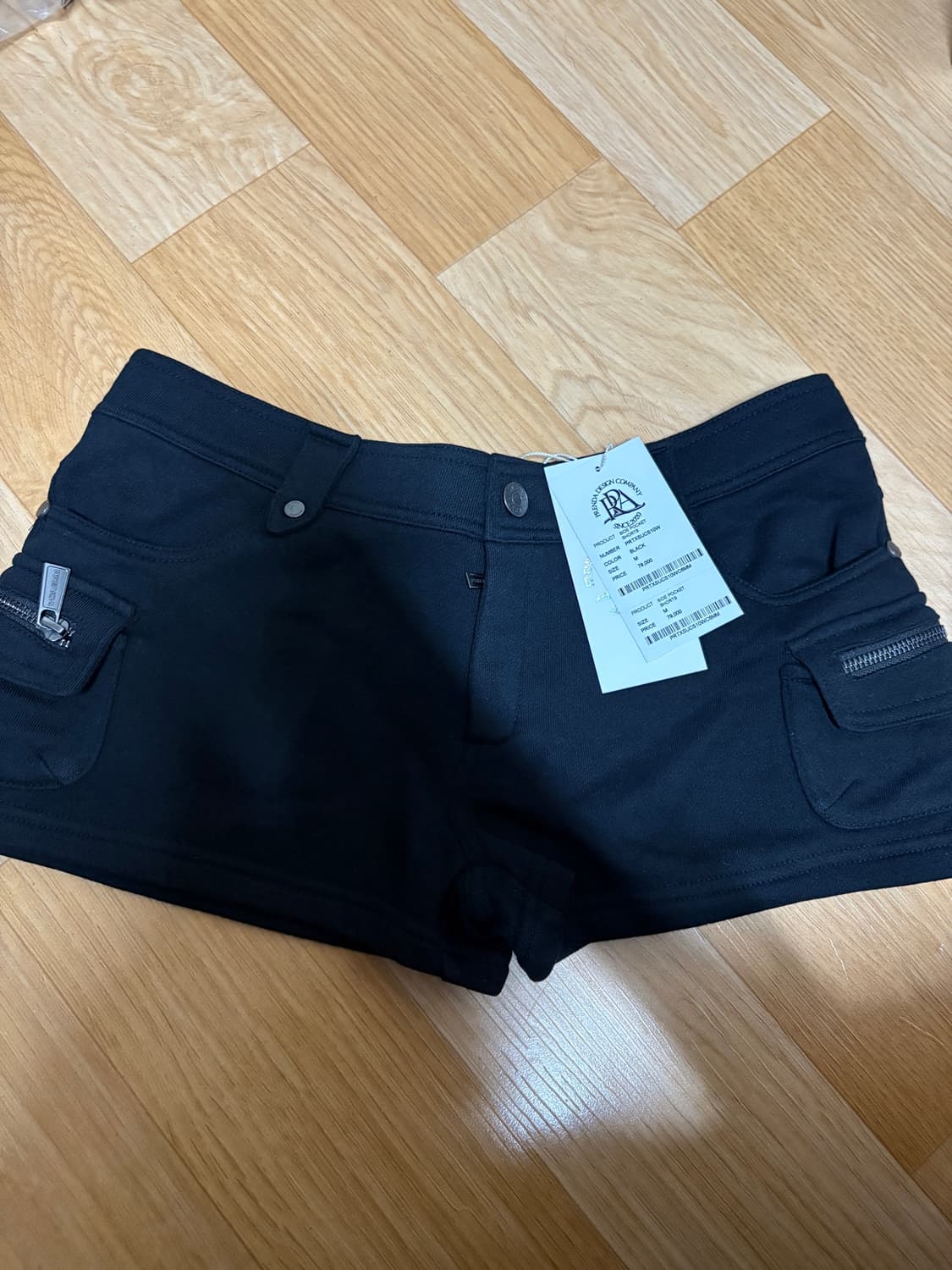 [M] 프렌다 SIDE POCKET SHORTS BLACK 상품이미지3