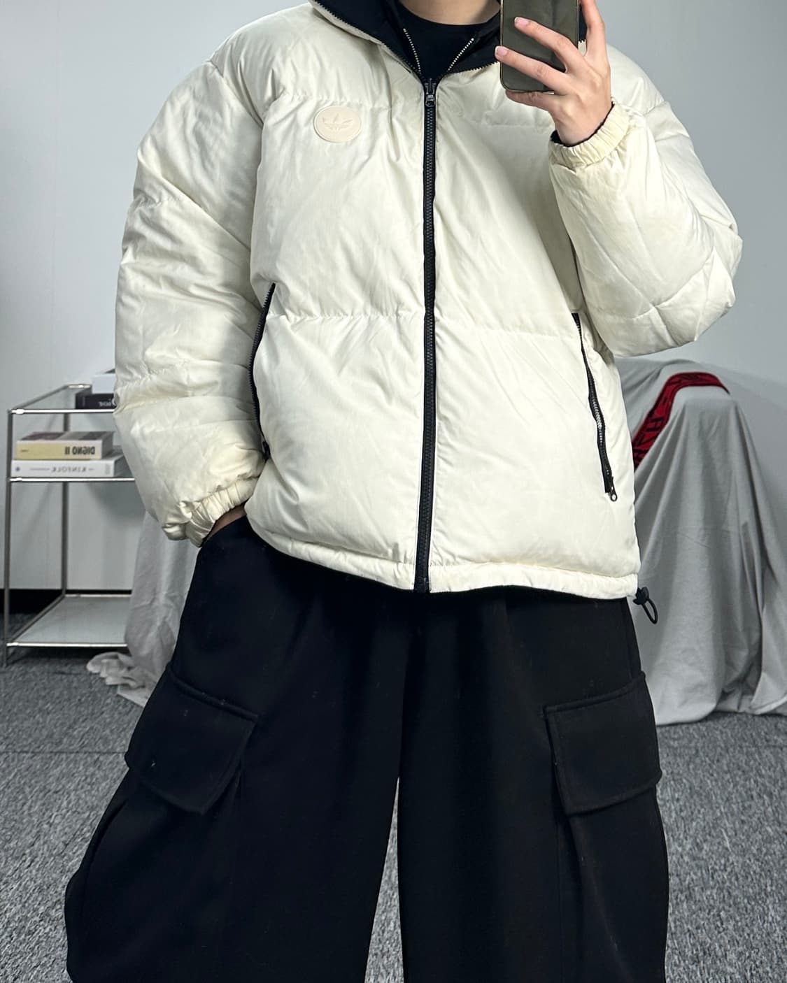 아디다스 블랙 화이트 리버시블 넉다운 패딩 L 상품이미지7