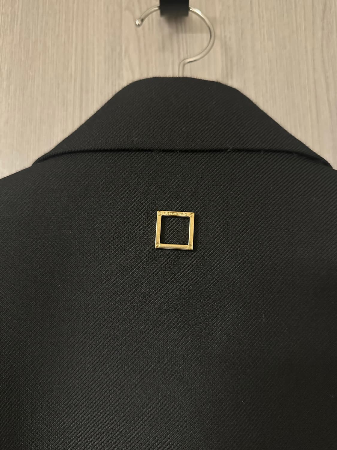 (국매유일매물, 해외수출용 명작) 우영미 20fw 피크드라펠 블레이저 상품이미지4
