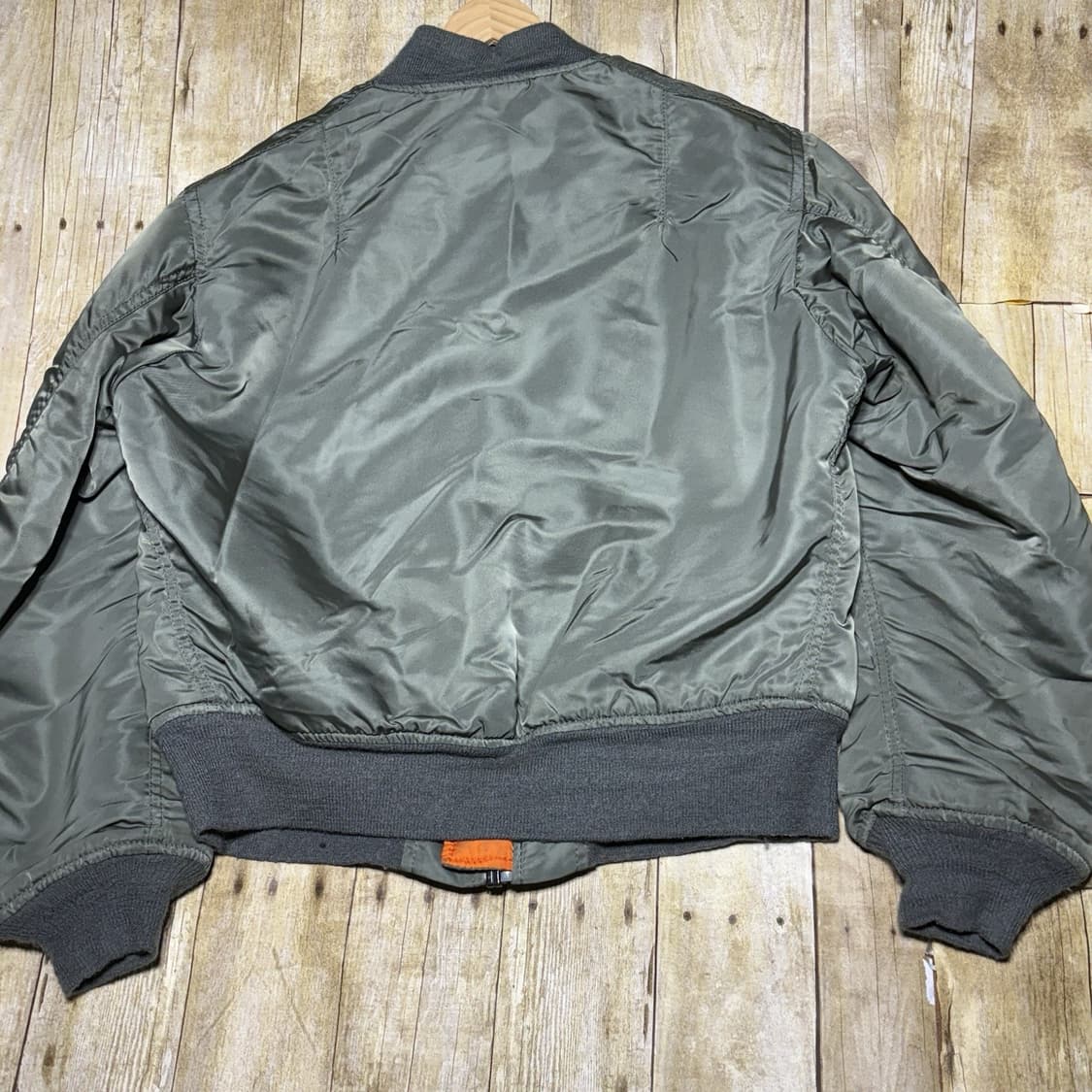 70s 미공군 납품용 알파인더스트리 MA-1 플라이트자켓 카키 상품이미지5