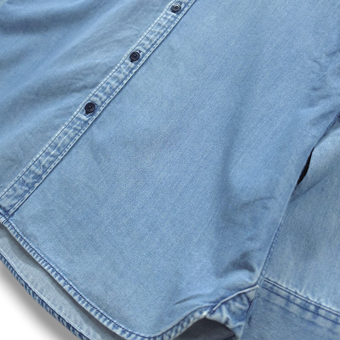 [100] 라코스테  중청 워싱 플립포켓 슬림핏 데님 긴팔셔츠 상품이미지5