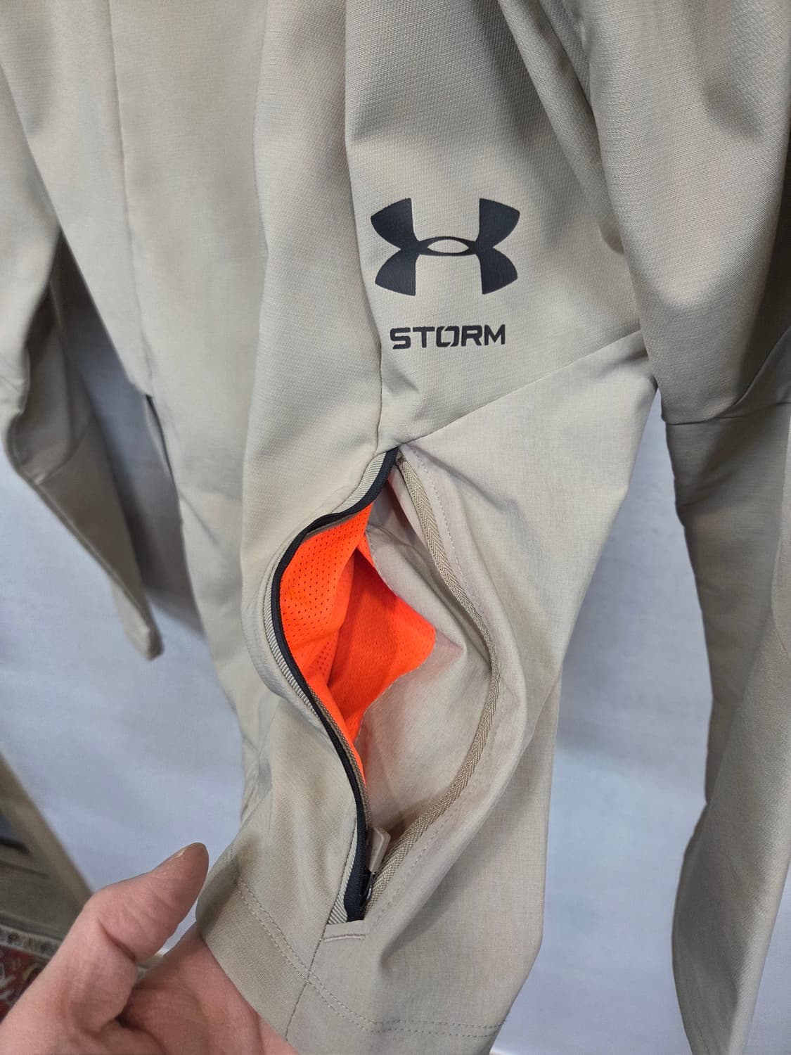 언더아머 스톰 사이클론 안감약기모 기능성 후드자켓 s 상품이미지4