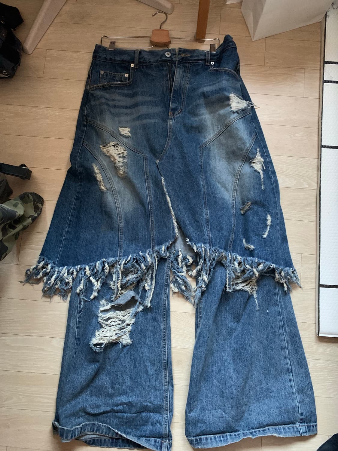 선데이오프클럽 레이어드 스커트 플레어 데님 진 상품이미지2