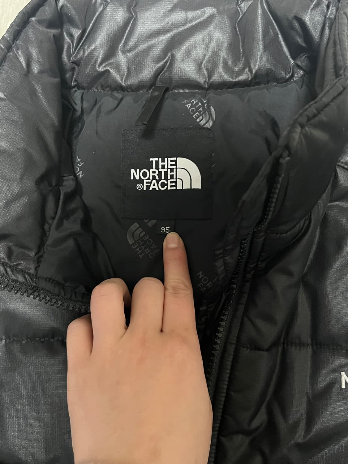 노스페이스 블랙 패딩  상품이미지7