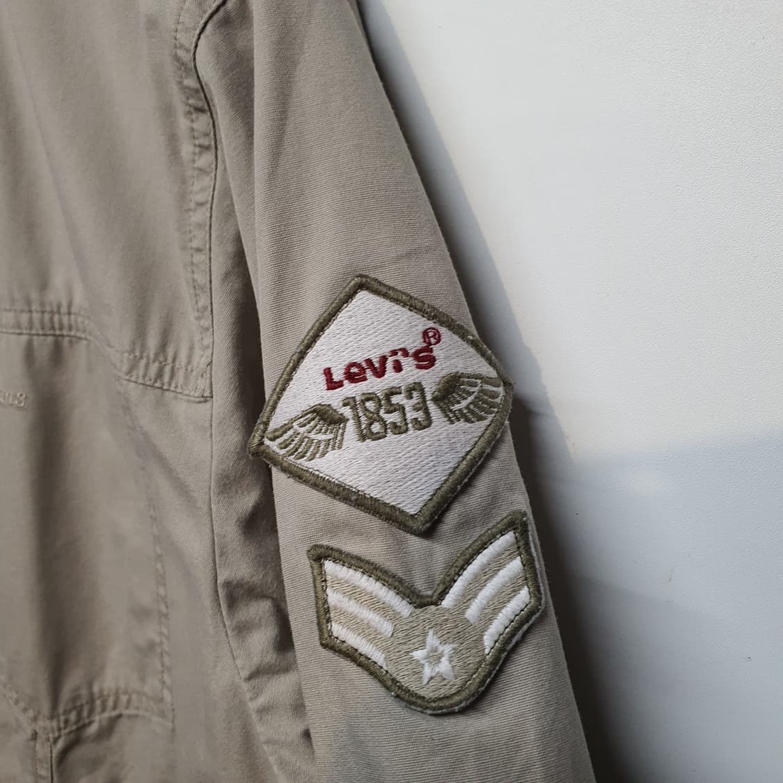 리바이스 반팔 집업 셔츠 상품이미지2